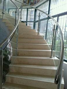 Frameless Glass Staircase