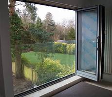 Frameless Juliet Balcony